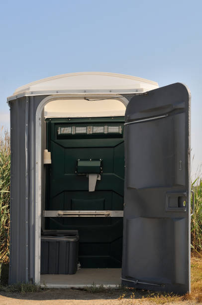 Best Portable toilet rental cost  in Cape Coral, FL